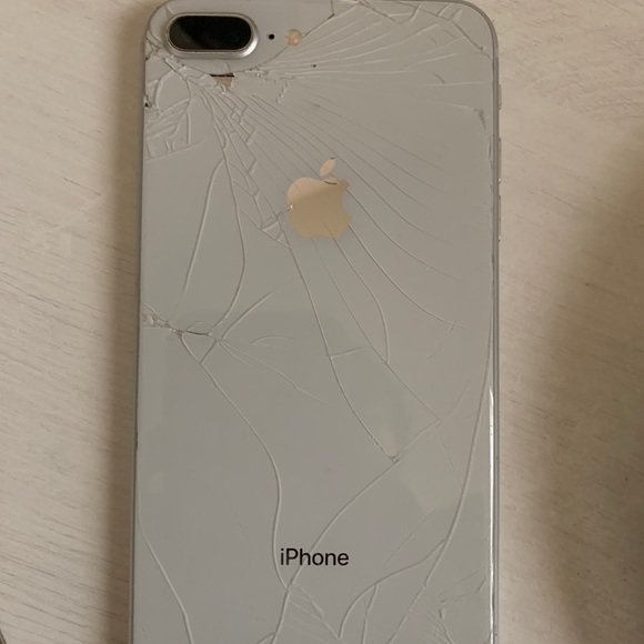 iphone 8plus - Picture 6 of 6